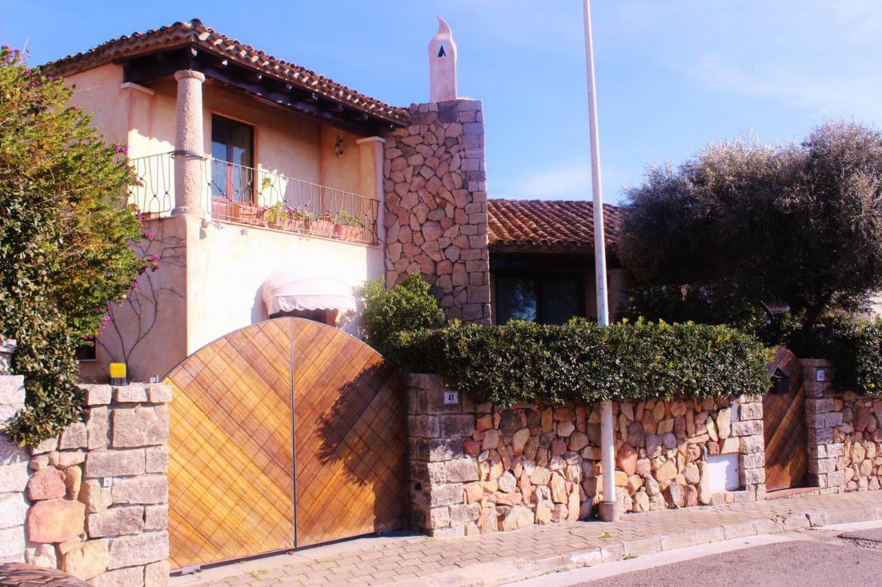 La Forma Dell'Acqua Acomodação com café da manhã Su Forti Exterior foto