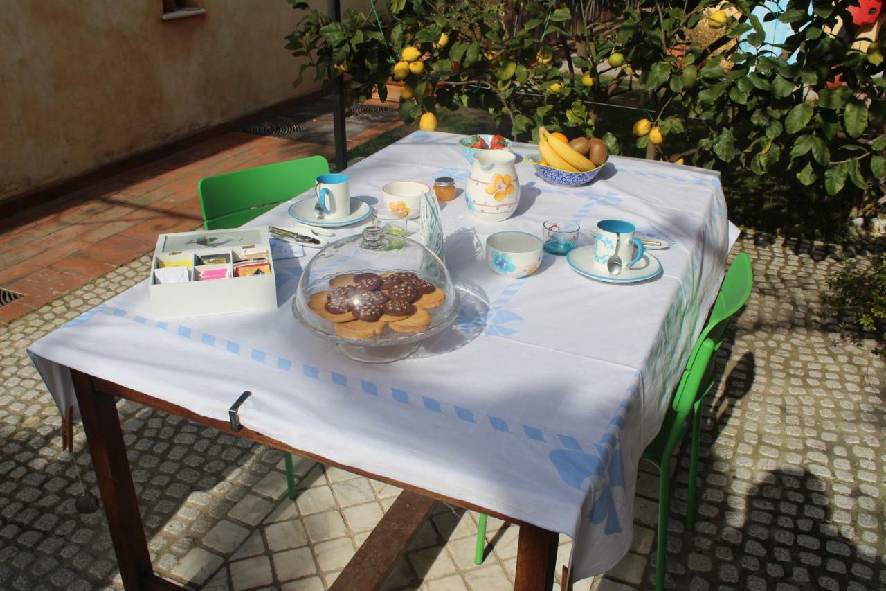 La Forma Dell'Acqua Acomodação com café da manhã Su Forti Exterior foto